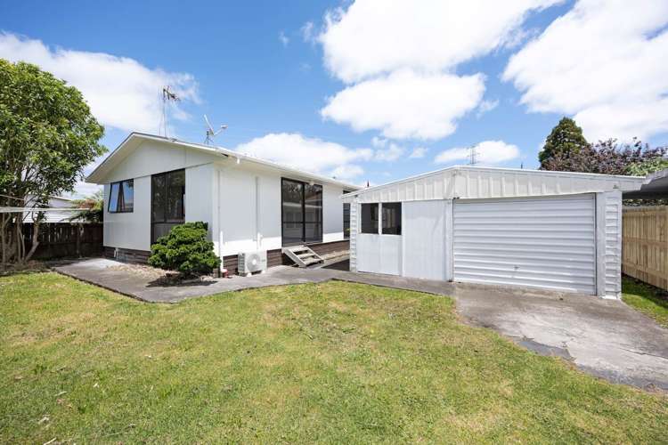 1/67 Cobham Crescent Kelston_0