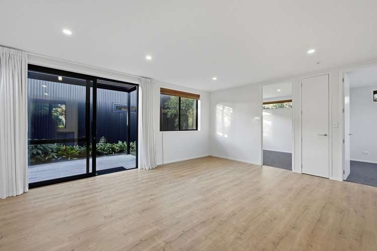 59A The Circle Manly_16