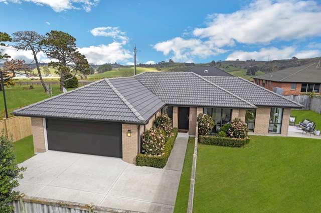 Spacious Family Home on 717sqm Freehold