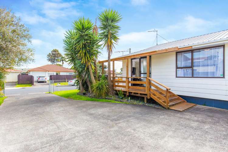 2/42 Sutton Crescent Papakura_10
