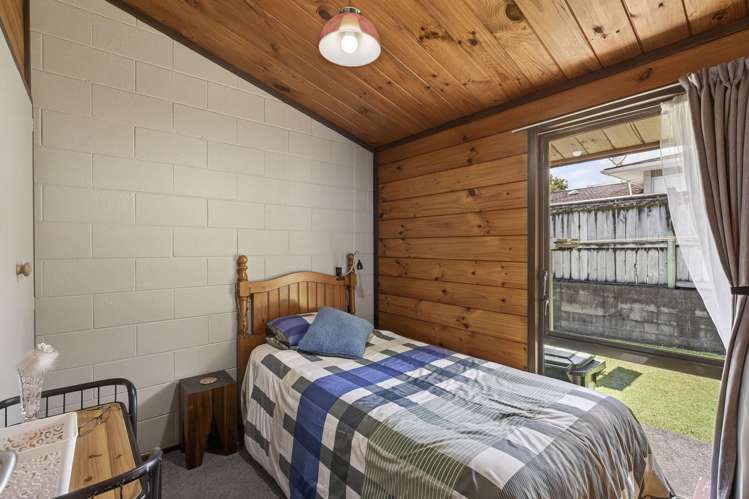 14A Ambury Place Merrilands_12