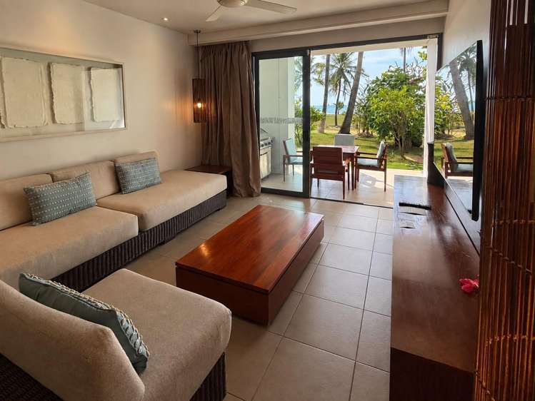 3701/50F Hilton Villa_2