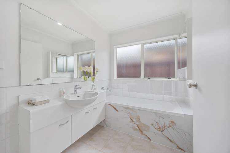 156 Smales Road East Tamaki_15