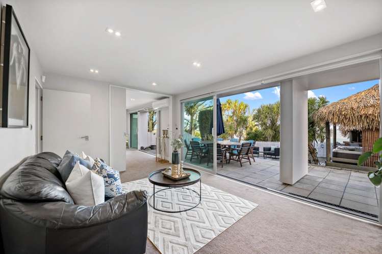 11 Hoskins Avenue Hillsborough_21