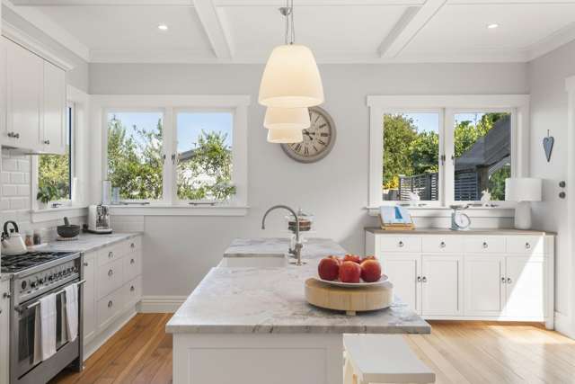 41 Lake Road Devonport_4
