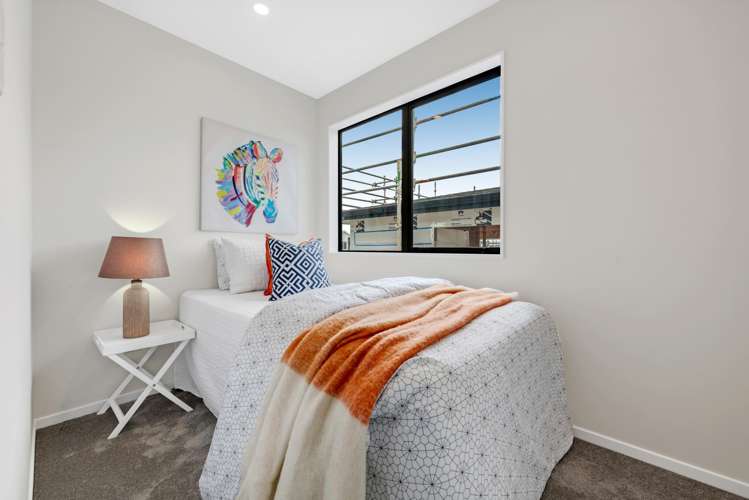 20 & 26 Adamson Road Flat Bush_15