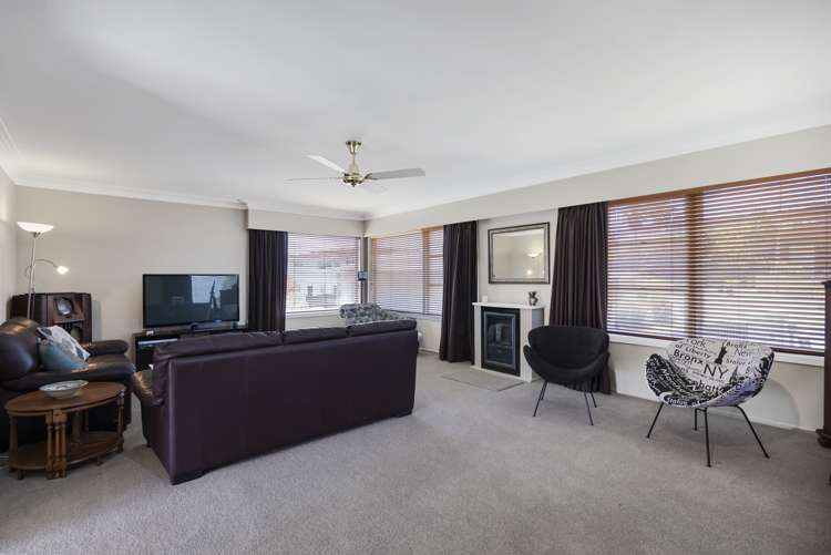 327 Hillsborough Road Hillsborough_12