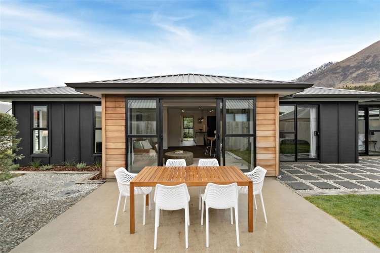 6 Violet Way Lower Shotover_19