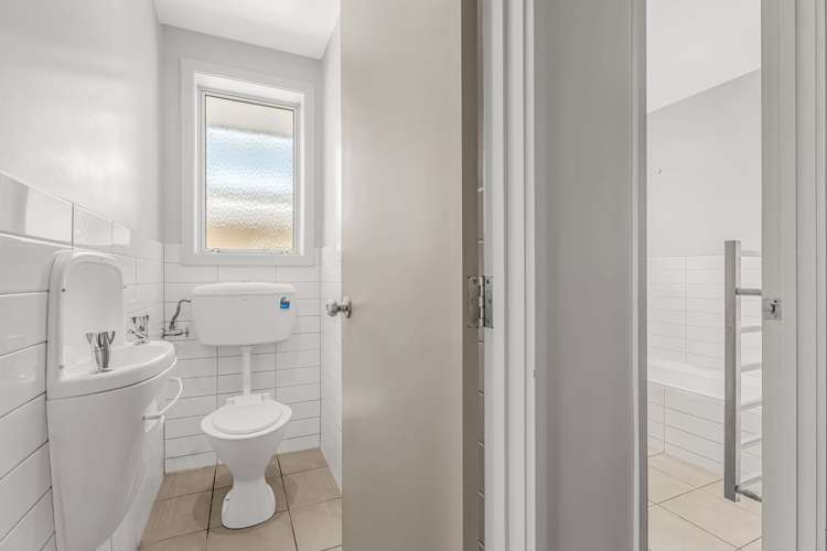 5 Pine Grove Tairua_26