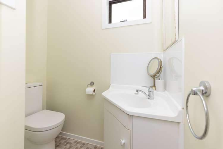 8 Selwyn Crescent Ohaupo_12