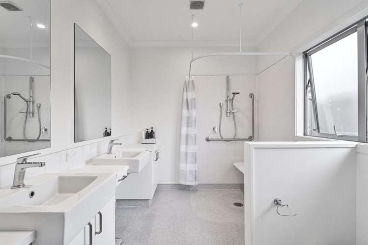 230 Avondale Road Greenmeadows_12