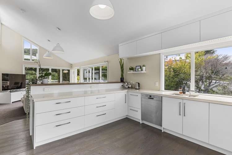 21 Simla Crescent Khandallah_14