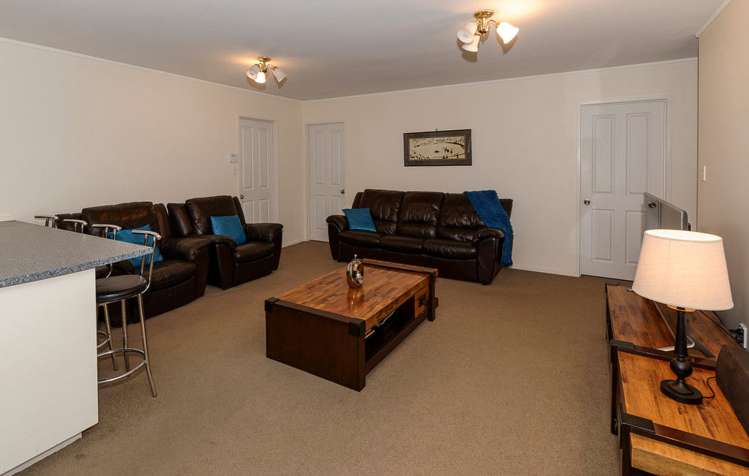 1/4 Rhinevale Close Henderson_6