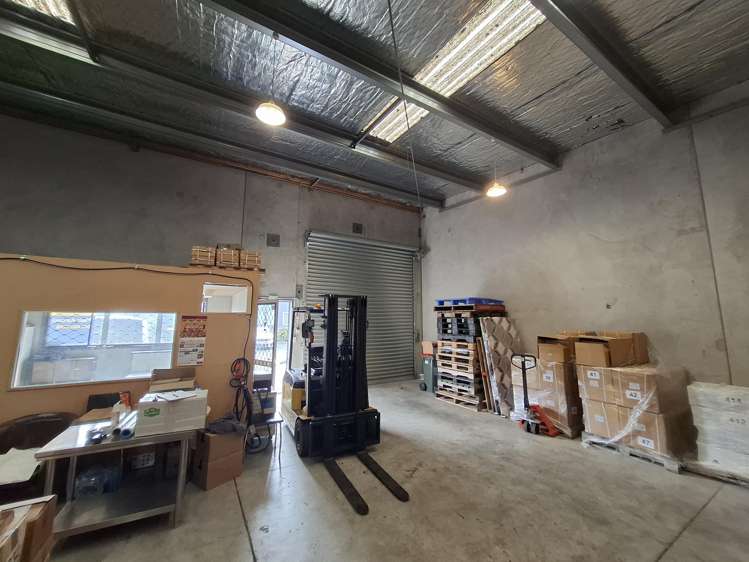 2/3 Brick Street Henderson_4