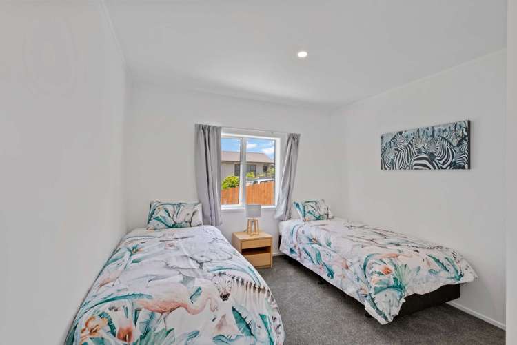 15 Rosario Crescent Red Beach_15