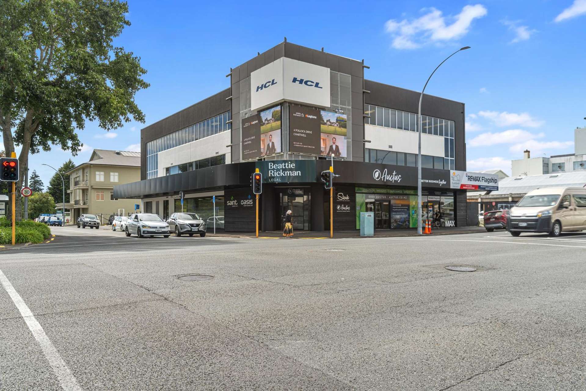 660 Victoria Street Central Hamilton Central_0