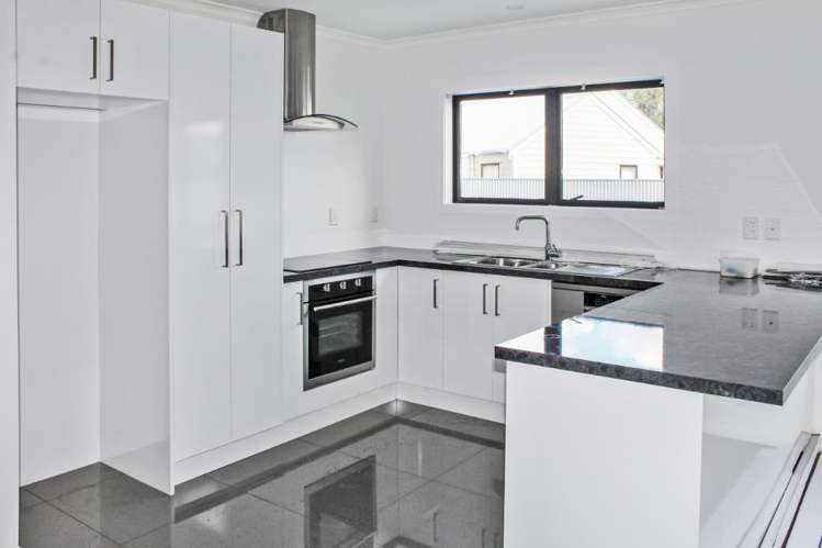 99a Ferguson Street West End_1