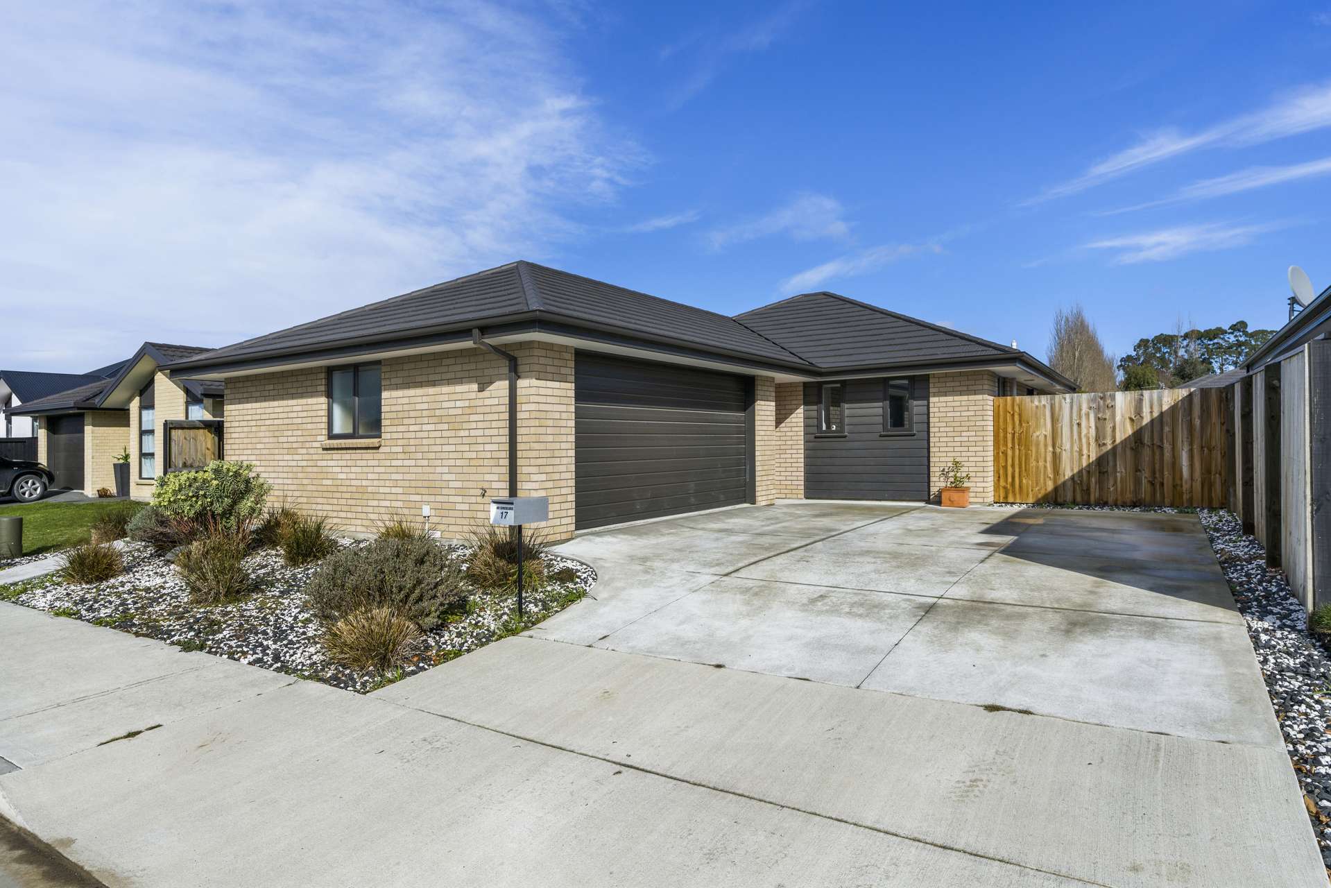 17 Minerva Crescent Woodend_0