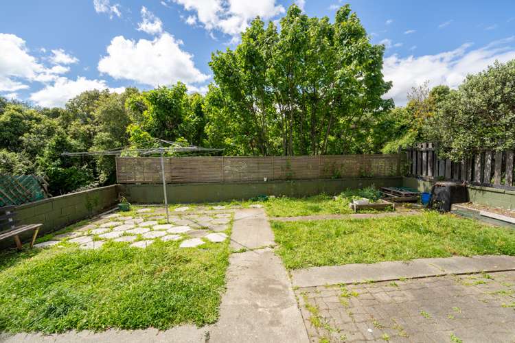 1/8 Rosebank Terrace Stoke_11