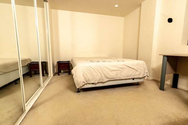 2A/23 Emily Place 10015_2