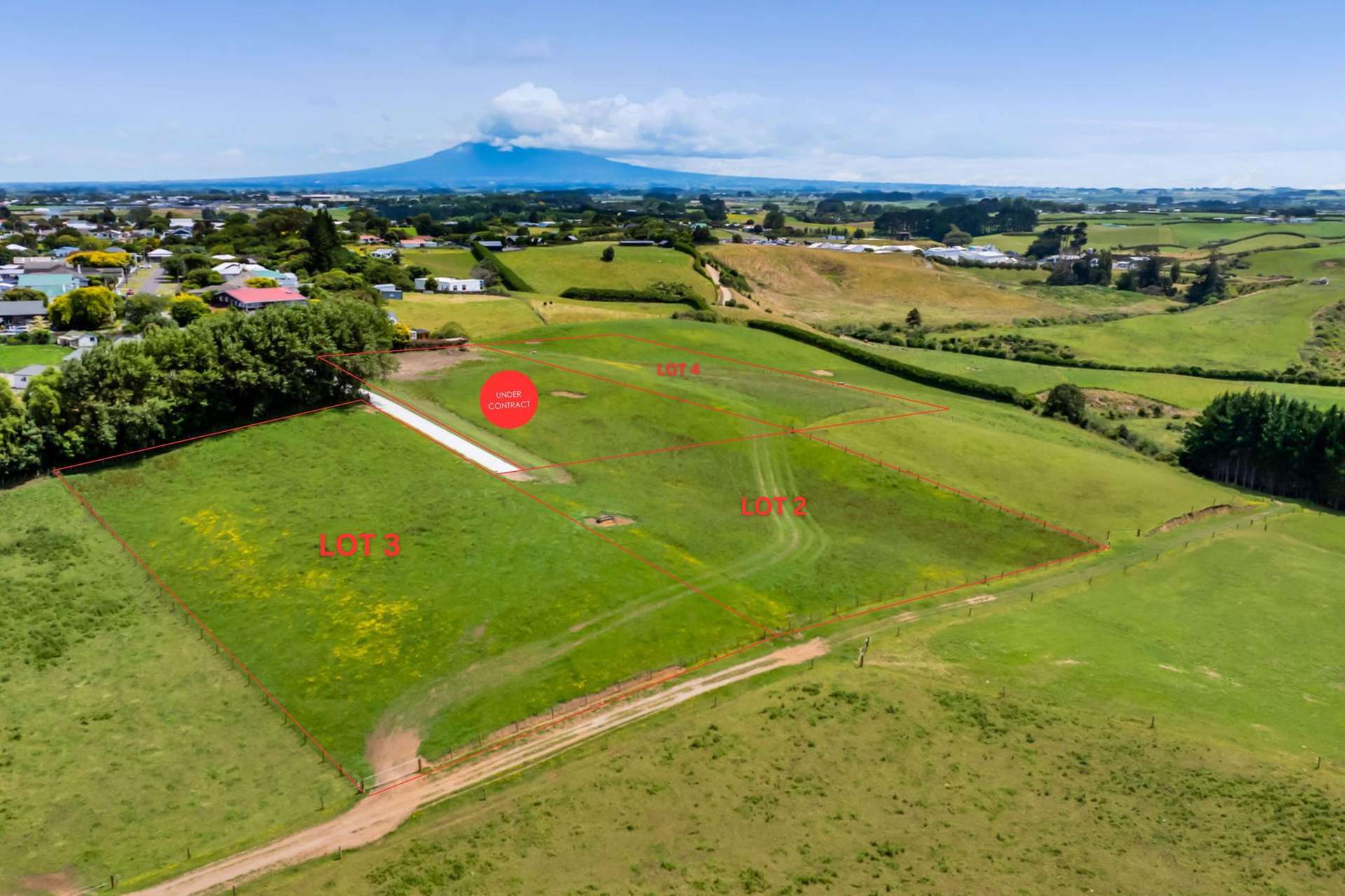 0n Douglas Street Sections Hawera_0