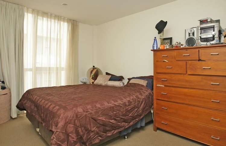 502/9 Gilmer Terrace Wellington Central_6