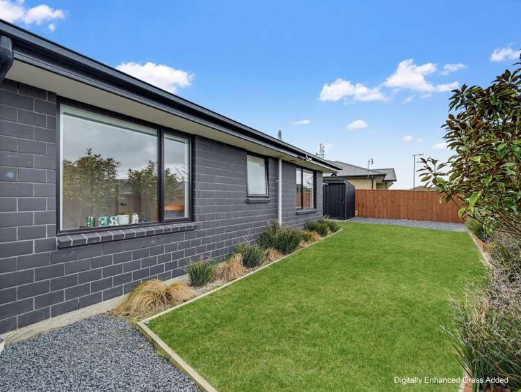 93 Sunline Avenue Lincoln_22