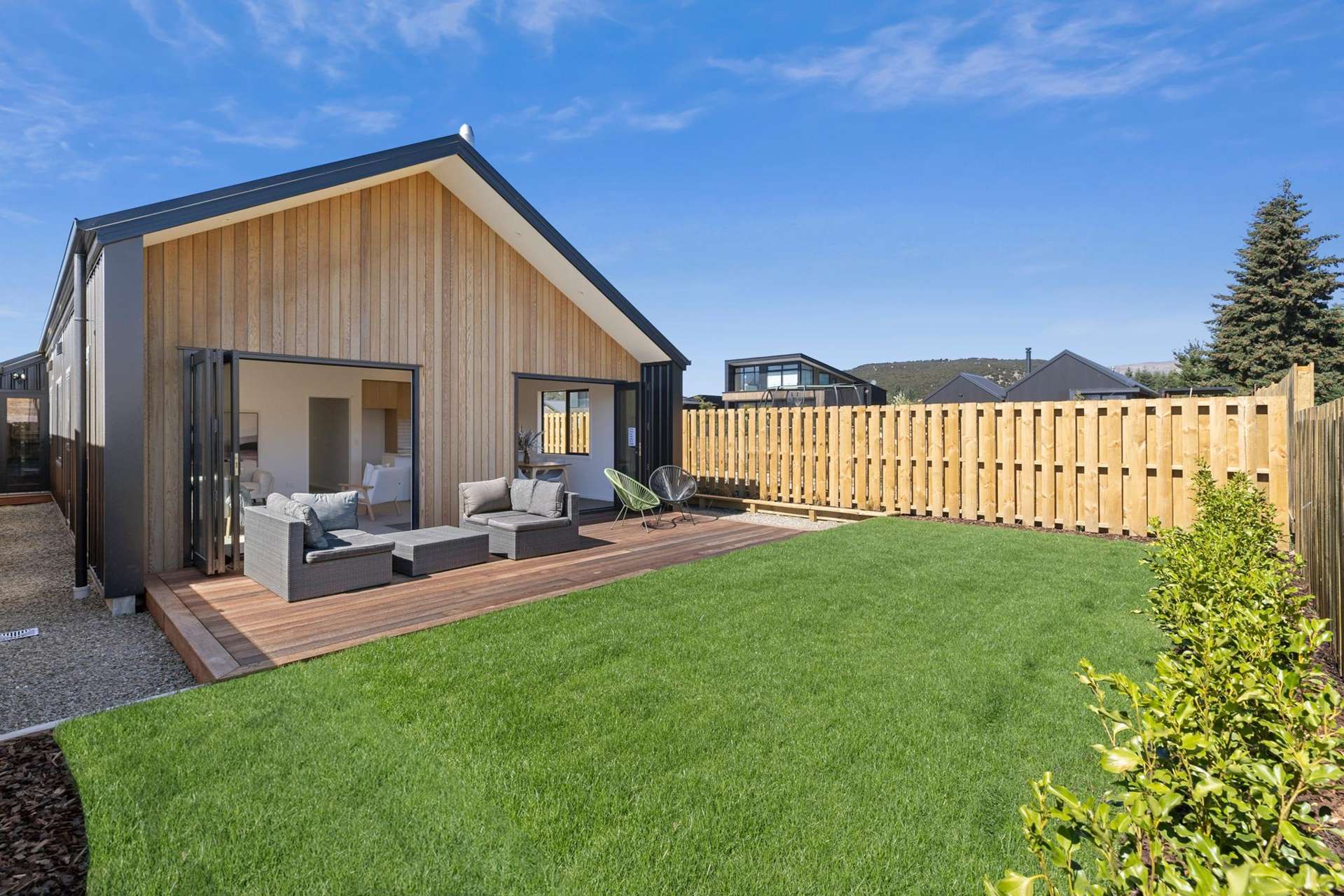 8B Robrosa Street Wanaka_0