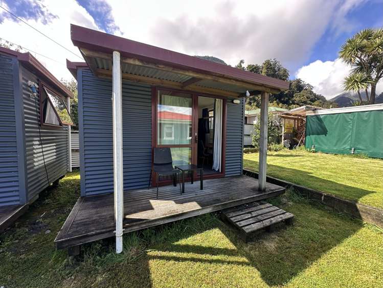 20 Cron Street Franz Josef_12