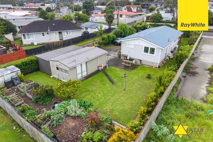 115 Vodanovich Road Te Atatu South_21