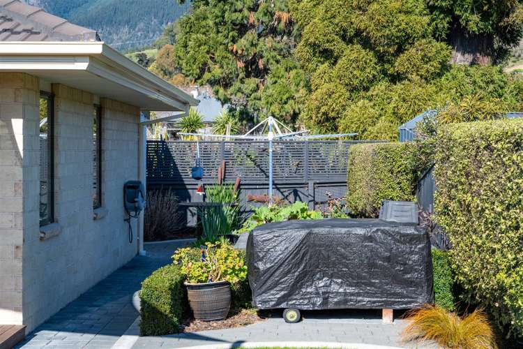 10 Woodstock Place Stoke_11