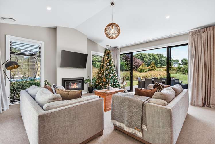 139 Mapara Road Acacia Bay_6