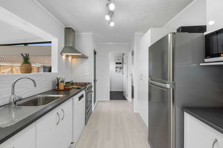 50 Charntay Avenue Clover Park_3