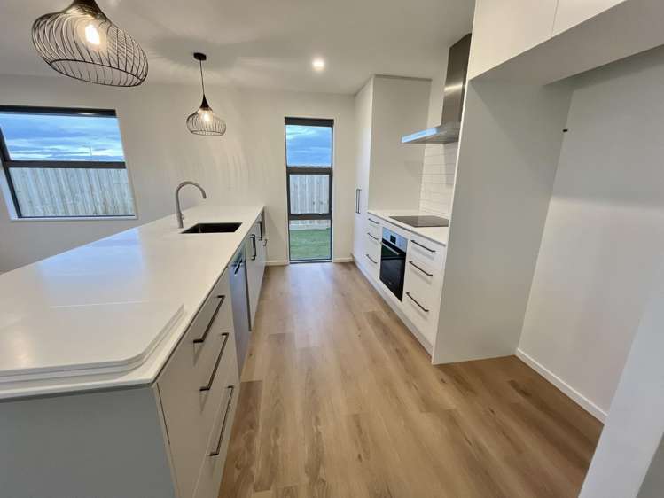 124 Jean Archie Drive 11103_1