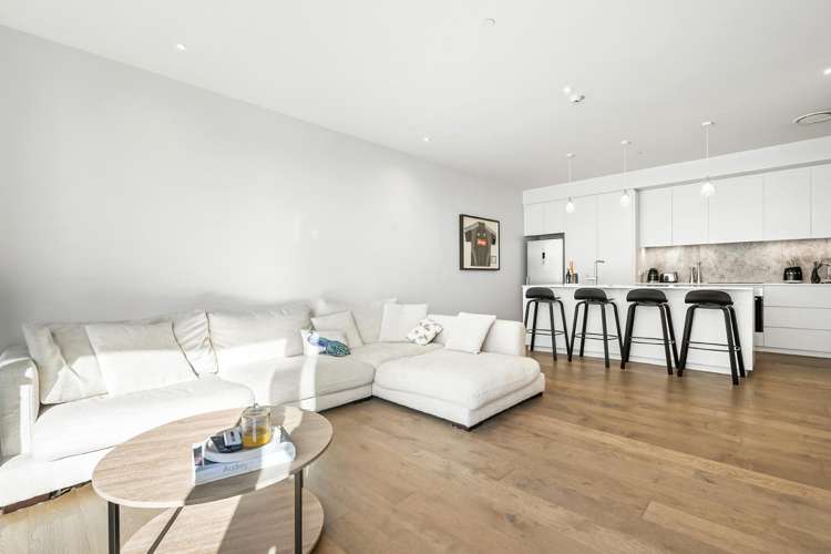 117/223A Green Lane West Epsom_0