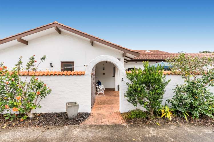 1/37 Beach Road Manly_6