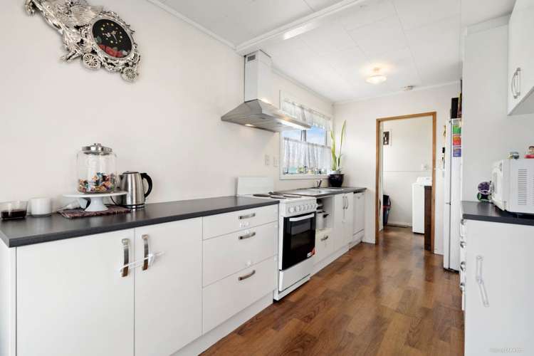 4 Aldo Place Clover Park_4