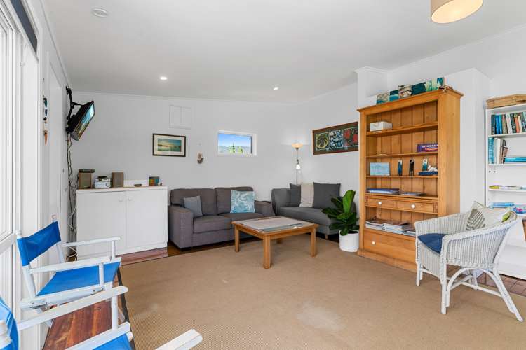 1196a Cove Road Langs Beach_9