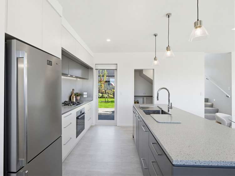 29 Pegasus Main Street_3
