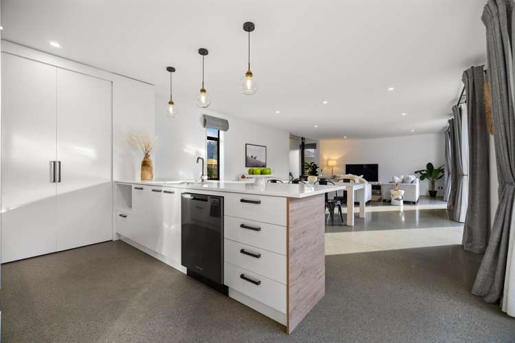 69 Howden Drive Jacks Point_7