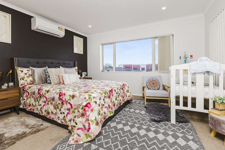 5 Survila Street Takanini_12