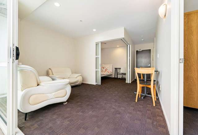 1106/10 Waterloo Quadrant Auckland Central_4