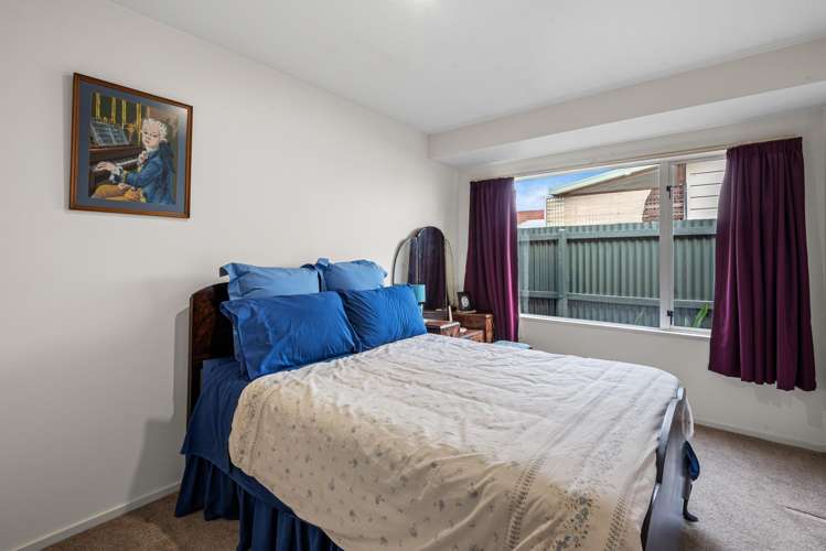 2/14 Middlepark Road Sockburn_5