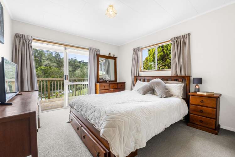 1180 East Coast Road Redvale_19