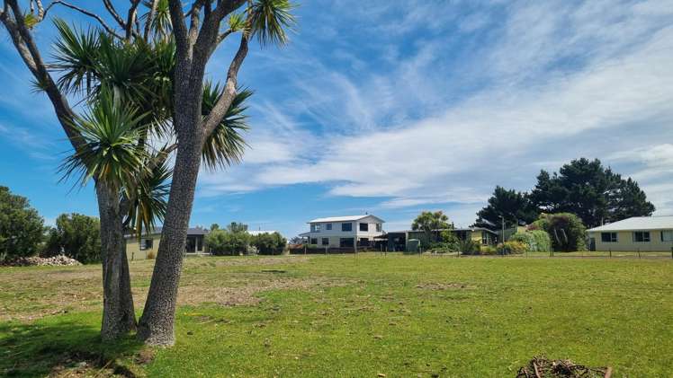 66 Colac Bay Road_0