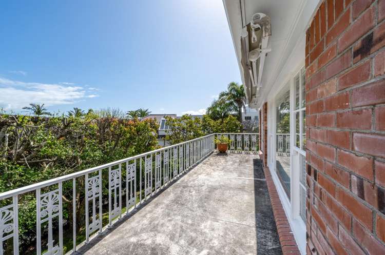 8 Pleasant Place Mellons Bay_29