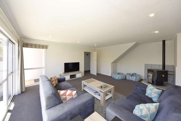 389 Yaldhurst Road Russley_2