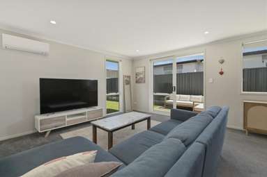 22 Tabraham Crescent_1