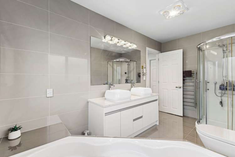 19 Kira Road Flat Bush_18