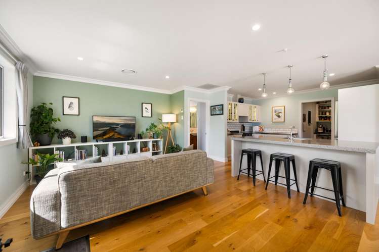 2821 Luggate Cromwell Road Queensberry_7